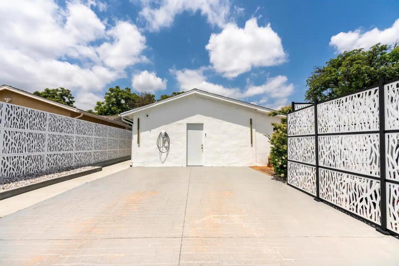 New Luxury Entertaining House With Pool Spa Sauna Tesla Charger Pets Los Ángeles Exterior foto