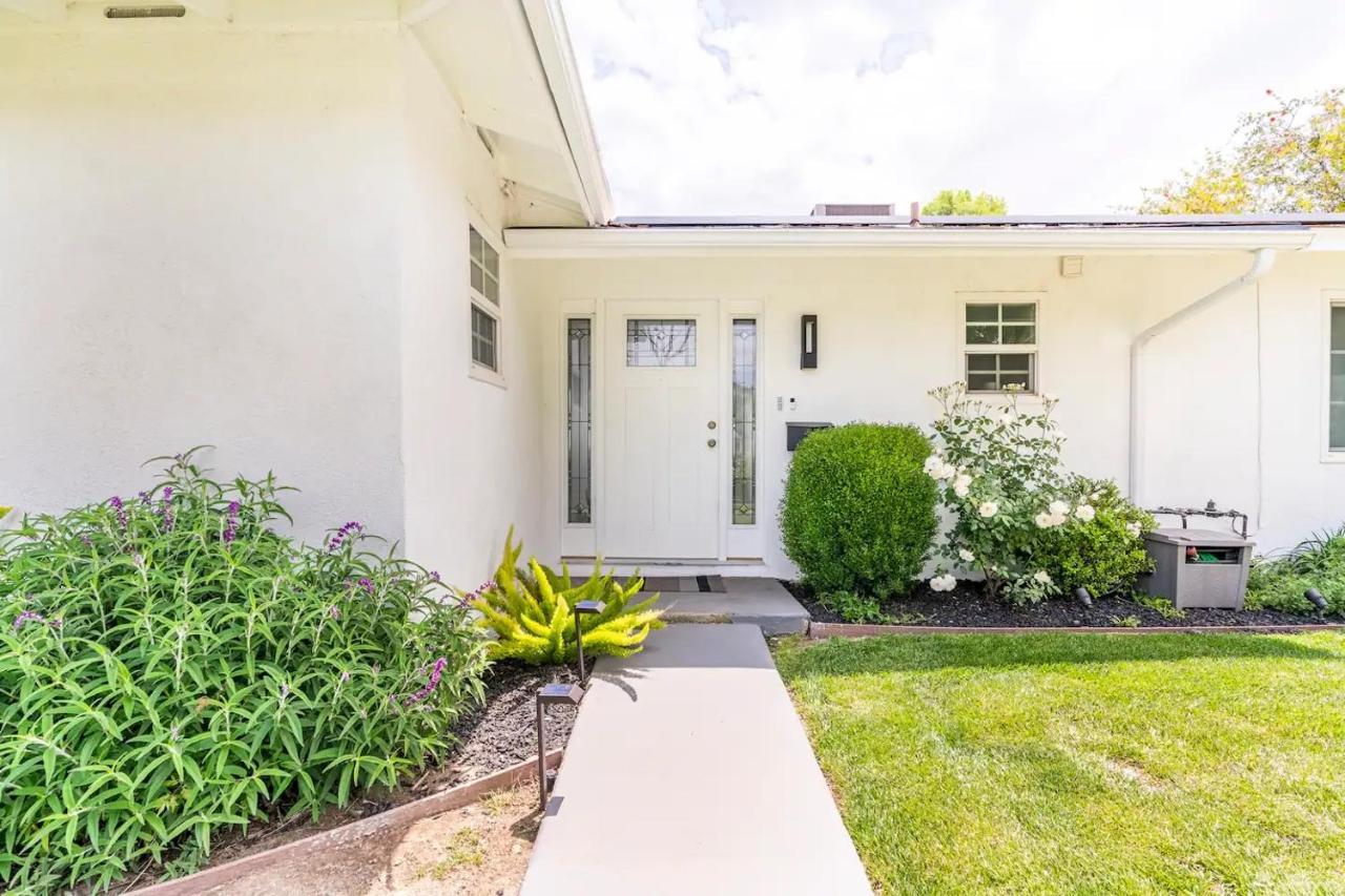 New Luxury Entertaining House With Pool Spa Sauna Tesla Charger Pets Los Ángeles Exterior foto